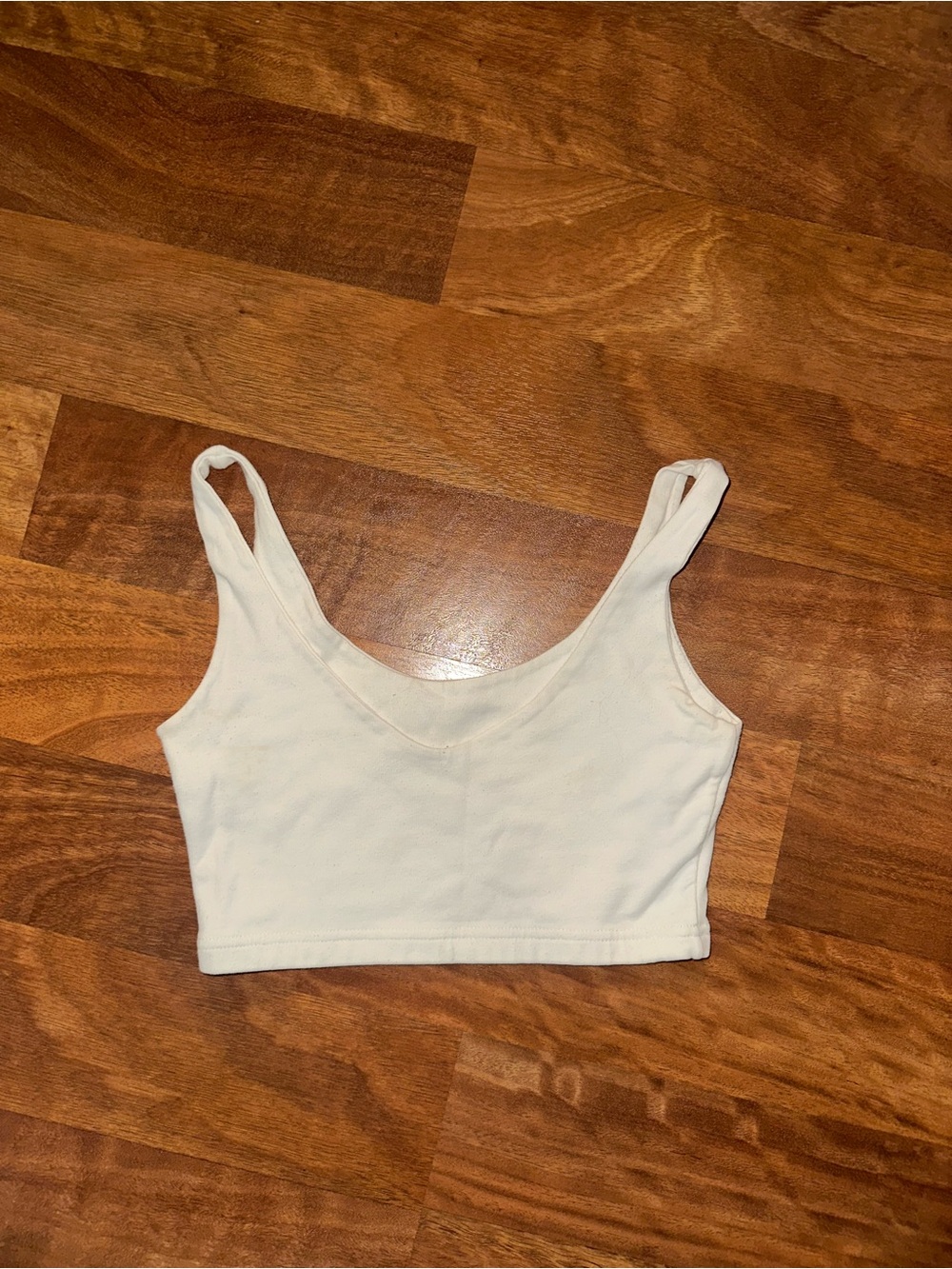 Women’s Brandy Melville White Scoop Neck Cropped Tank Top